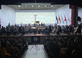 Vigo ya tiene Banda Filharmónica: presentación en San Miguel de Oia con 70 músicos