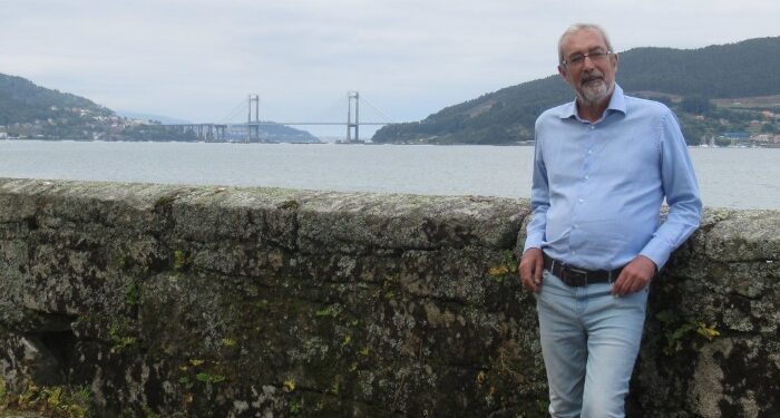 Ricardo Canosa presenta en Tui su nuevo libro