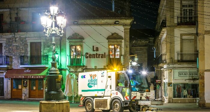 Vigo refuerza su dispositivo de limpieza para la Navidad: más personal y tecnología