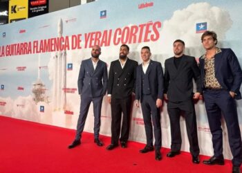El artista que firma (también) el estilismo de las estrellas del Celta en su noche más flamenca