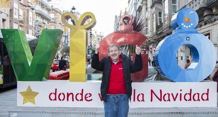 El sueño (ya cumplido) de Fran: viajar a la Navidad de Vigo