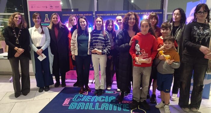 El talento científico juvenil brilla en la Navidad en Vigo