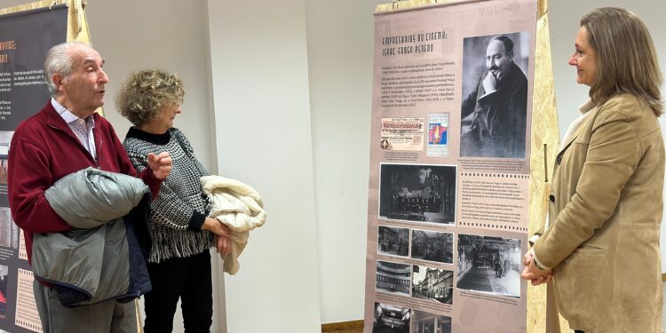 Las antiguas salas de cine protagonizan una exposición en Vigo