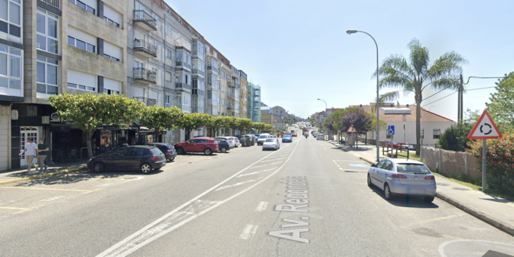 Herida una mujer en Chapela tras ser atropellada