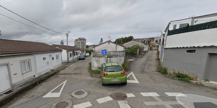Declarado un incendio en una vivienda de A Salgueira, en Vigo