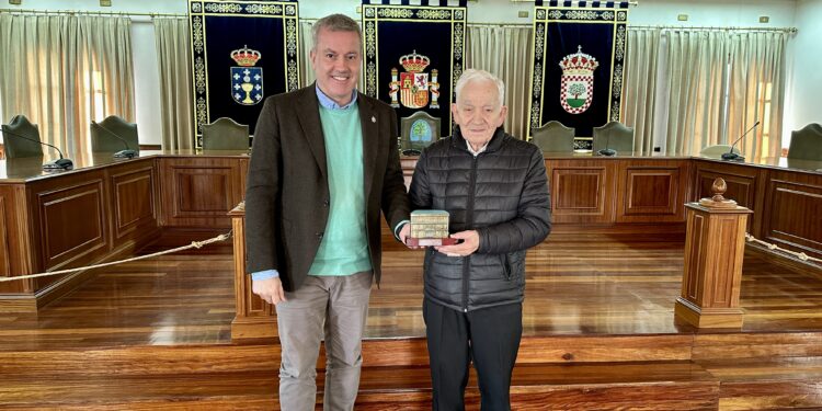 Homenaxe ao cura de Valeixe e do Couto polos seus 40 anos ao frente das parroquias