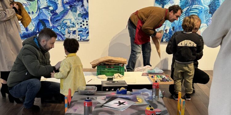 Talleres de arte para niños y adolescentes en torno a la expo «Mareas», de Manuel Penín