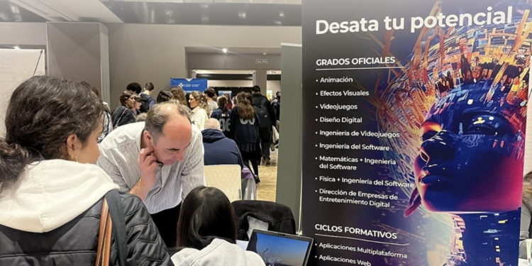 Llega la feria que ayuda a descubrir vocaciones: Vigo Unitour