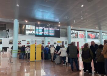 Peinador refuerza los vuelos a Mallorca y Valencia por Navidad