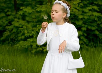 Vestidos de Primera Comunión 2024: inspiración en estilos sencillos y bonitos