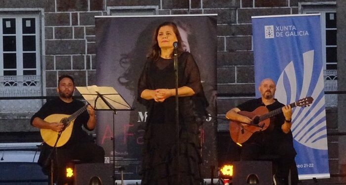 María do Ceo clausura la programación navideña de A Guarda