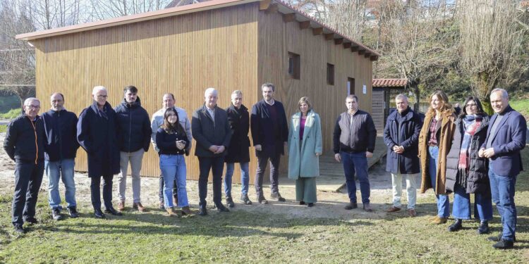 A Freixa estrena nuevos vestuarios para su zona deportiva al aire libre