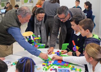 El Colegio Carmelitas de Vigo inaugura su «Aula del Futuro», un espacio para la innovación educativa