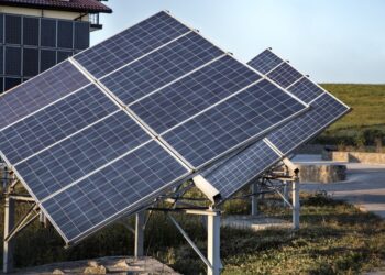 Energanova: Vigo, referente en aerotermia y placas solares