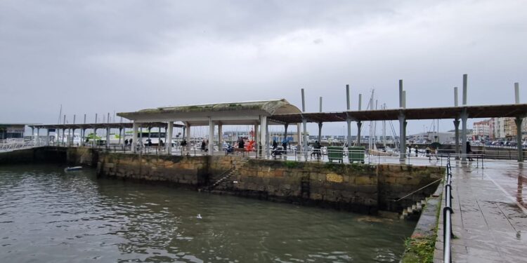 Portos de Galicia renovará la marquesina de la terminal de pasaje del puerto de Cangas