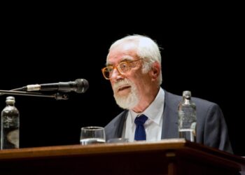 Muere a los 92 años de edad el poeta Bernardino Graña