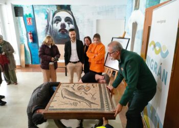 El mosaico romano de Panxón ya descansa ‘en casa’ antes de exponerse al público
