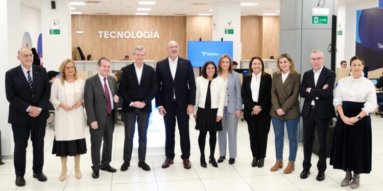 Telefónica abre en Vigo un centro tecnológico con un centenar de especialistas en ciberseguridad