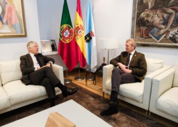 Rueda traslada al embajador portugués en España que el AVE entre Vigo y Oporto «sea una realidad lo antes posible»