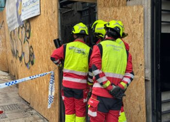 Preocupación en Urzaiz tras el aparatoso accidente de un coche de alta gama