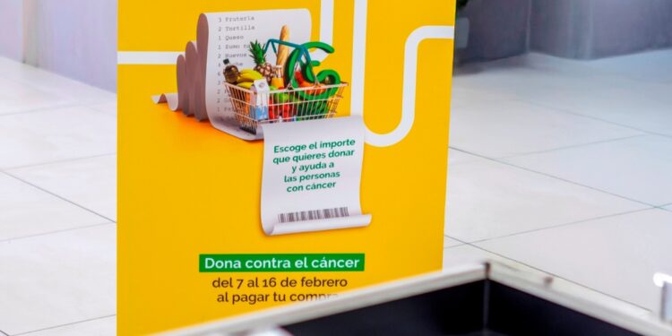 Los clientes de Gadis donan 34.149 euros a la lucha contra el cáncer