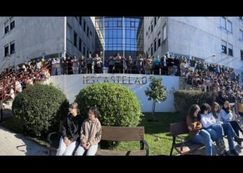 Un instituto de Vigo gana un premio en el que rinde homenaje a las ‘cantareiras’