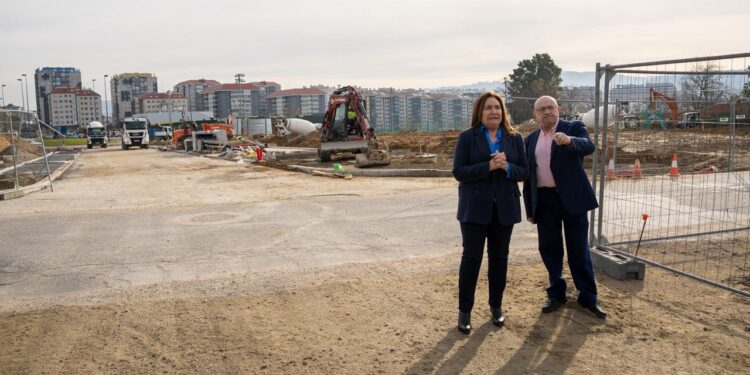 La ampliación de Navia, «como un tiro» con otro edificio de 55 viviendas en la calle Lamelas