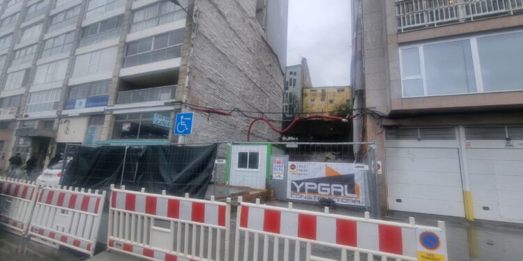 Arrancan en Vigo las obras de un nuevo edificio con nueve viviendas de lujo frente al mar