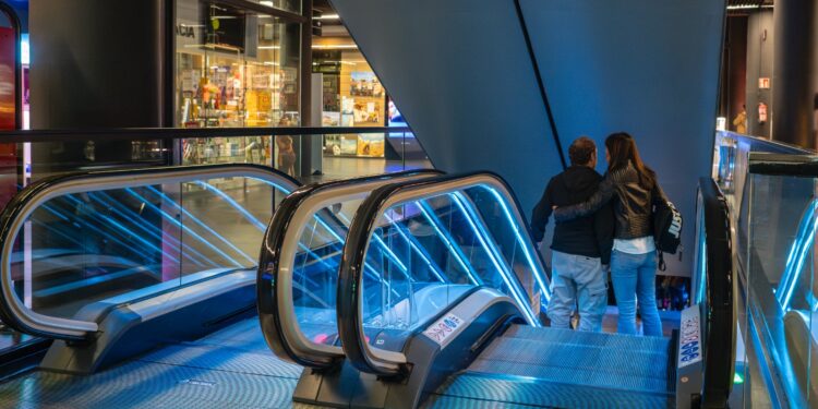 Un rincón del amor y un sorteo para celebrar San Valentín en A Laxe