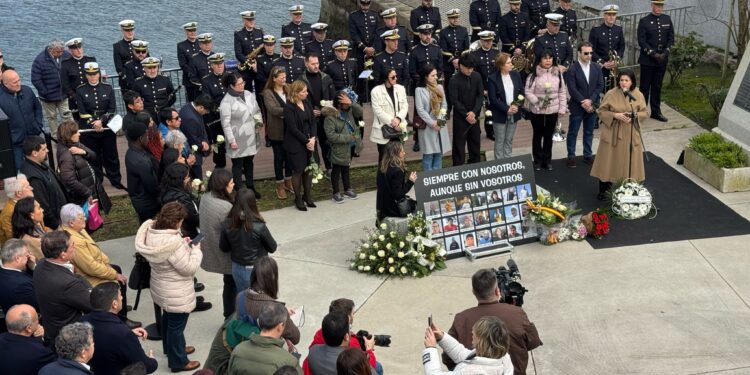 homenaje fallecidos naufragio villa de pintanxo