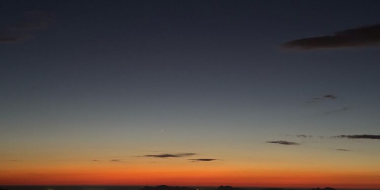 La puesta de sol sobre las Cíes, más única que nunca… no se repetirá hasta dentro de 467 años