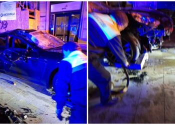 Aparatoso accidente en Vigo tras empotrarse un vehículo de alta gama contra una farola