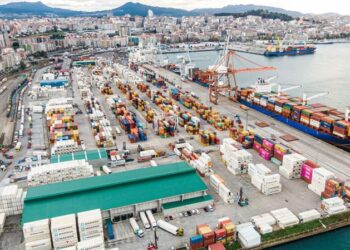 El Puerto de Vigo incorporará dos nuevas grúas híbridas, sostenibles e inteligentes