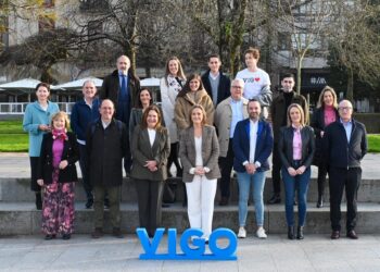 Luisa Sánchez reúne experiencia y caras nuevas en el PP de Vigo