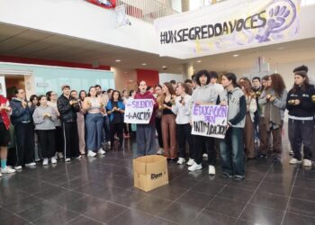 Estudiantes de Arte Dramático de Vigo denuncian coacciones e intimidación de algunos docentes e «inacción» de la Xunta