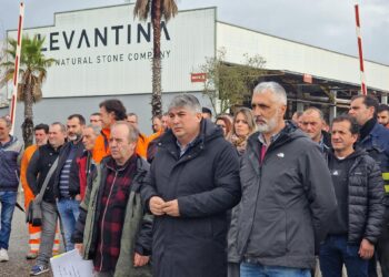 Levantina pasa a manos de otro grupo gallego «solvente» y del sector de la piedra