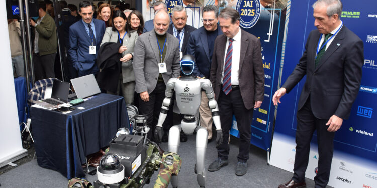 Robots y autómatas, protagonistas de la primera jornada de las Jornadas sobre la Automatización Industrial de la UVigo