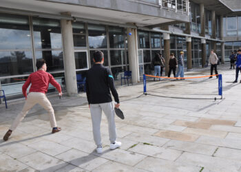 El deporte de raqueta que llega de EEUU y ya cosecha éxitos se apunta a la UVigo