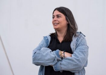 Guada Guerra presenta «Las cosas que nos pasan», un retrato generacional en el corazón de Vigo