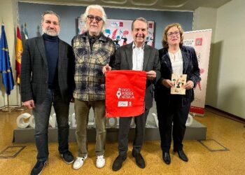 ‘Vigo, entre notas e versos’, poesía y música se unen para cautivar a los escolares de Vigo