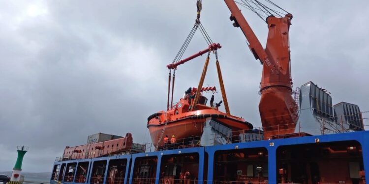 De Vietnam a Vigo: el remolcador que impulsará el futuro del Puerto