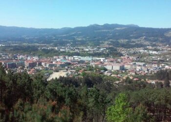 Investigan un vertido contaminante en el Monte de Mosende, en O Porriño