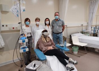 Vigo ofrece gafas de realidad virtual a los pacientes con cáncer