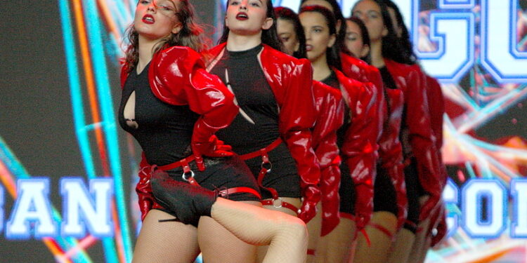 Más de 1.400 bailarines de España y Portugal llenarán Vigo de talento y «flow»