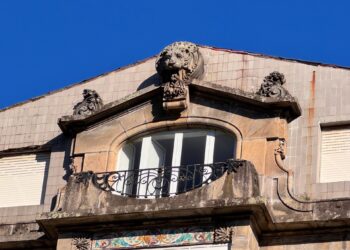 Ornamentación de fachadas viguesas