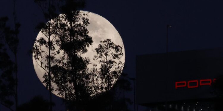 Cielos despejados para que el primer eclipse del año alumbre una luna de sangre