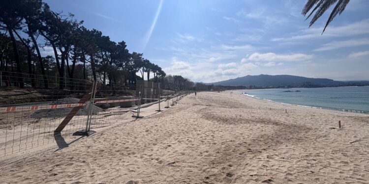 Seis meses de obras en Samil: el nuevo paseo sale a la luz