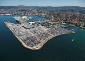 Luz verde para construir un nuevo (y gemelo) silo para coches en la terminal de Bouzas