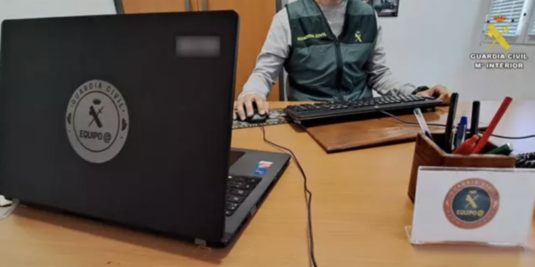 Investigado un vecino de Vigo dentro de una red dedicada a estafas con criptomonedas