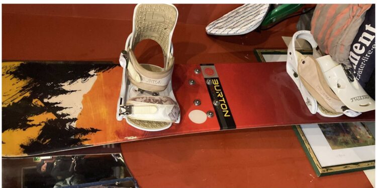 Detenido en Vigo tras cometer robos con fuerza y vender luego en páginas web de segunda mano